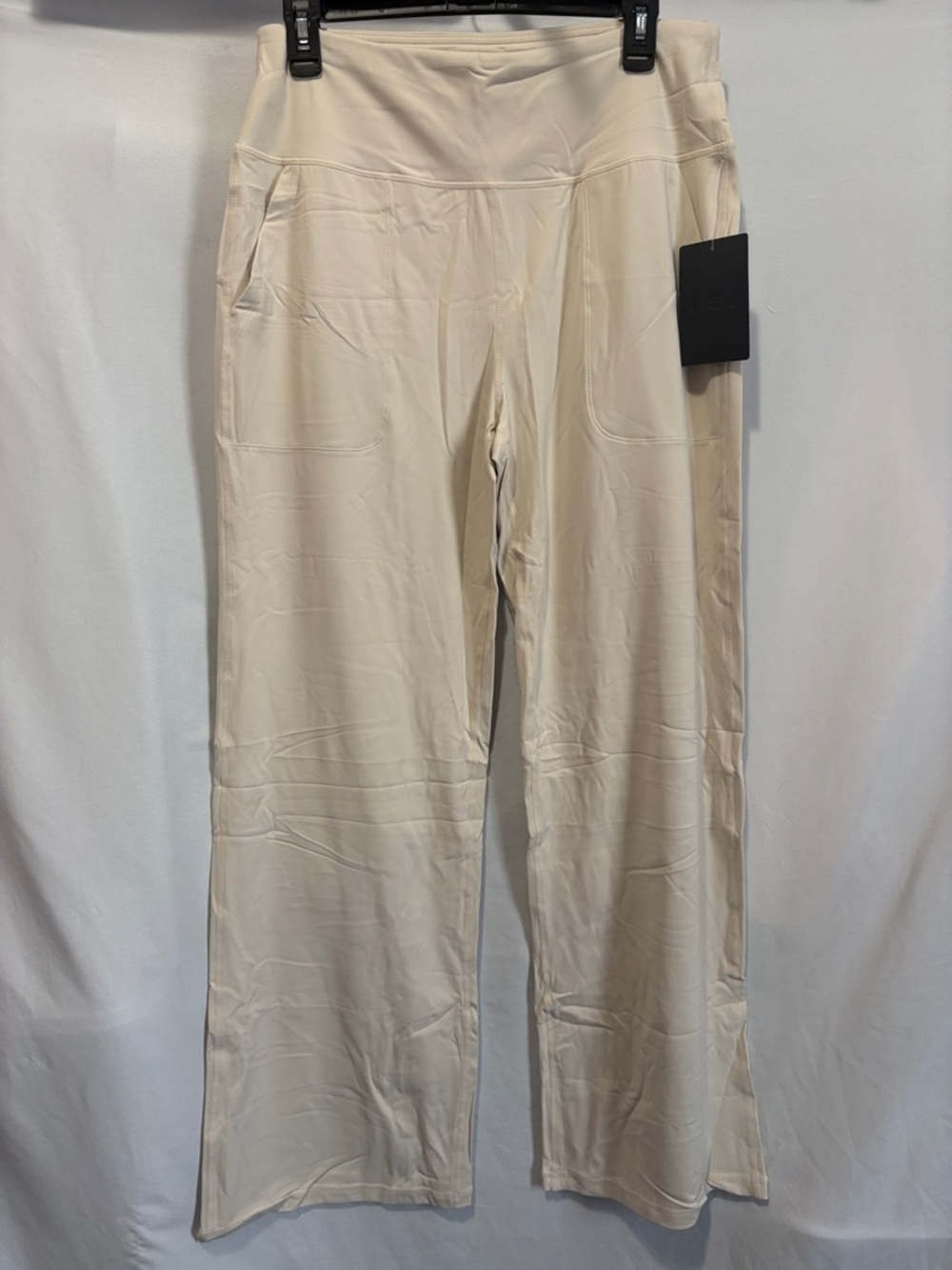 Wide-Leg Pull-On Pants in Cream — Effortless Everyday Style